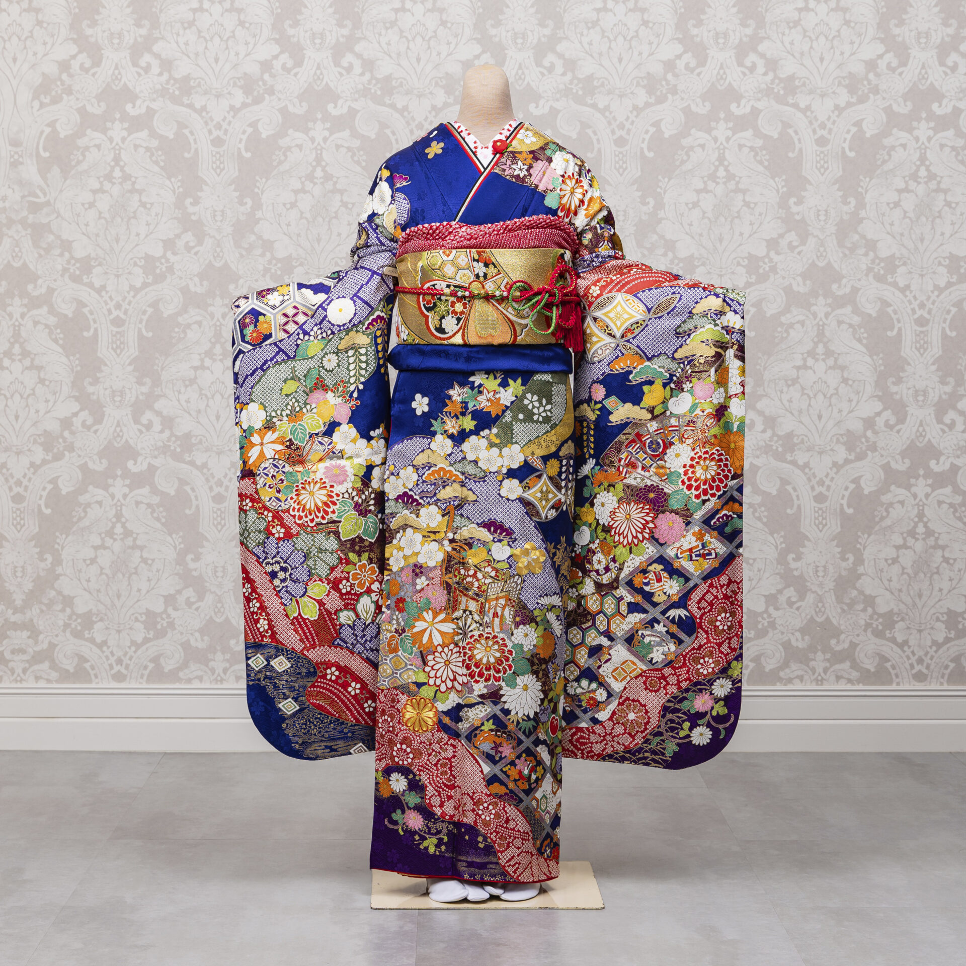 品番494　紺地しぼり風藤の花